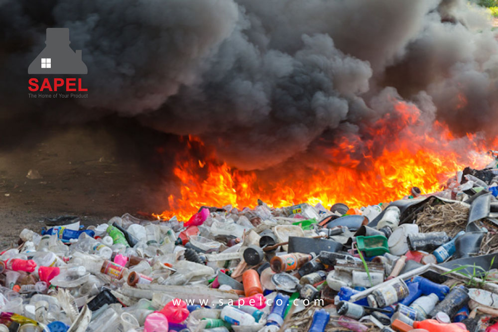 چرا سوزاندن پلاستیک مضر است