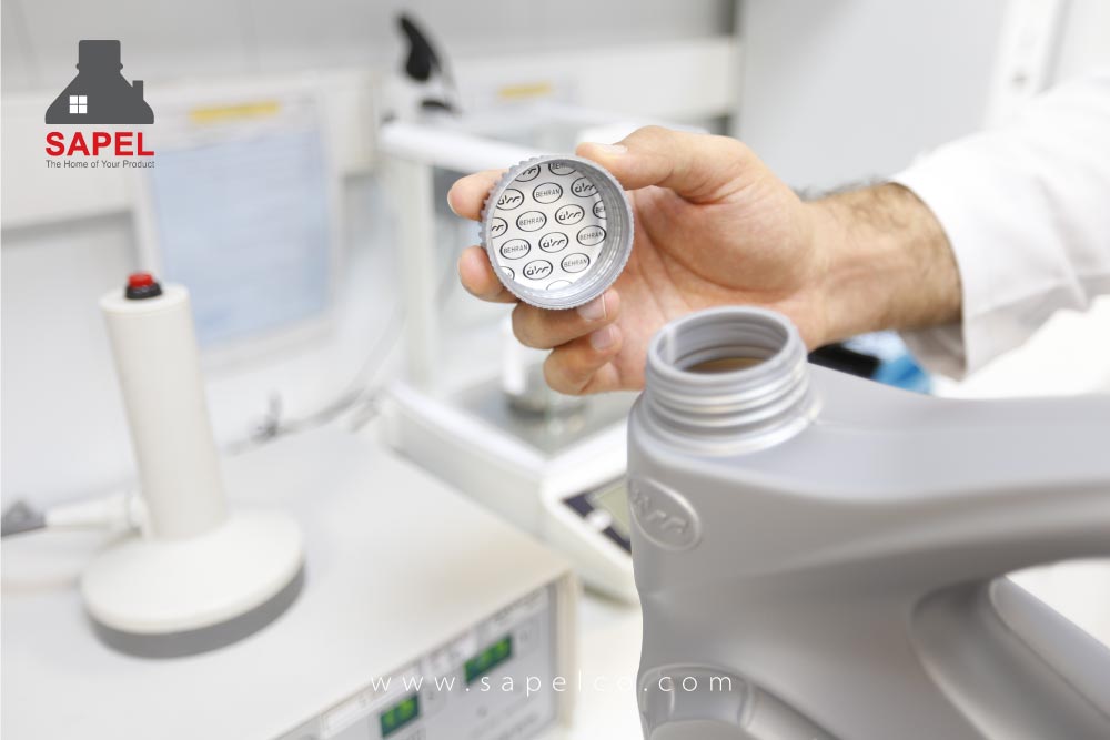 اشتباه رایج در پلمپ: چرا بهترین دستگاه سیل القایی روی بطری اشتباه، فاجعه است؟