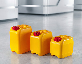 خرید گالن های پلاستیکی در احجام متنوع و رنگ بندی و وزن های متنوع