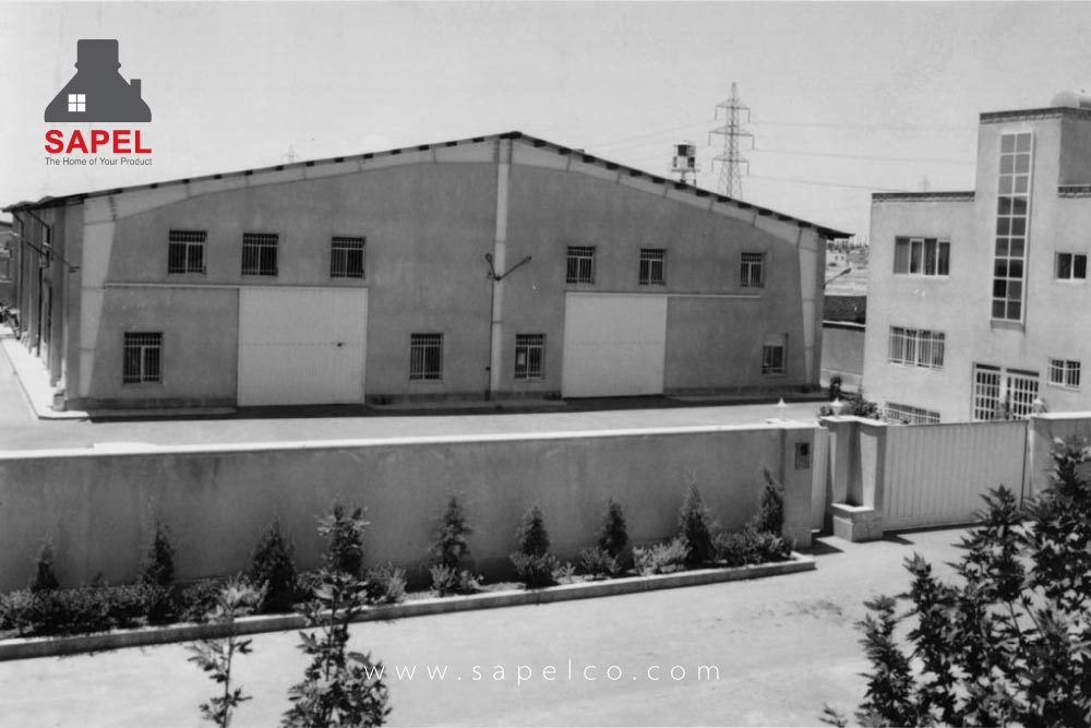 شرکت ساپل سازه پلاستیک سال 1376 در محل سیمین دشت